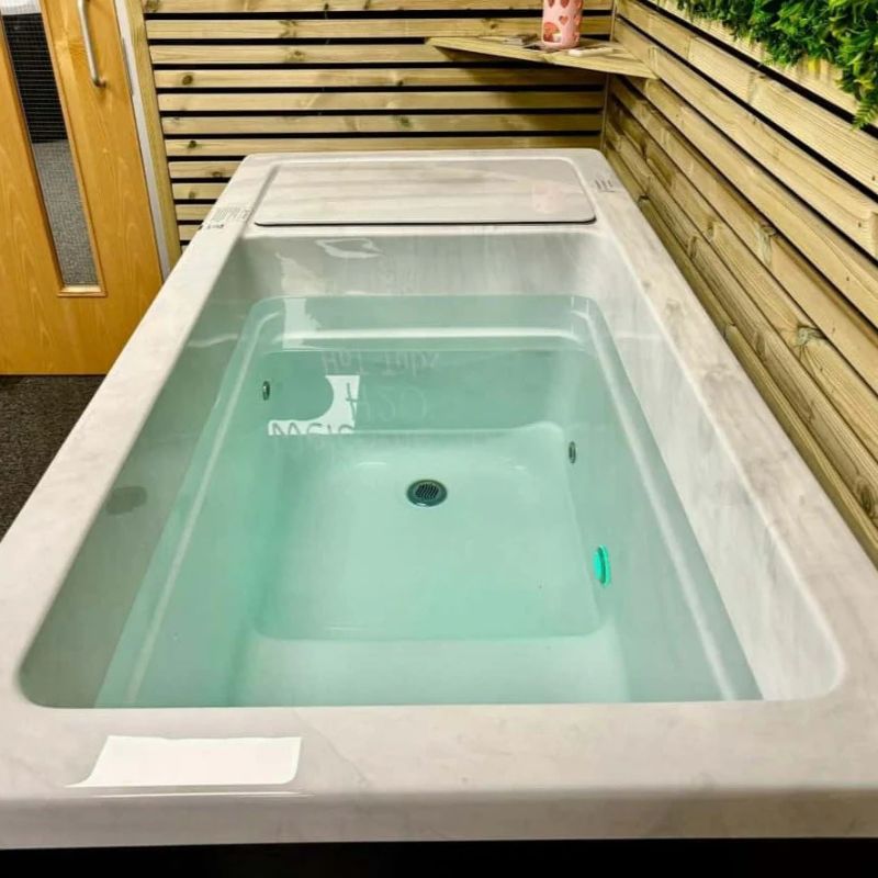 H2O Chillax Ice Bath Hot Tub